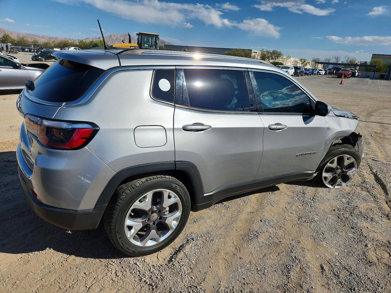 2021 Jeep Compass Limited - zdjęcie 3