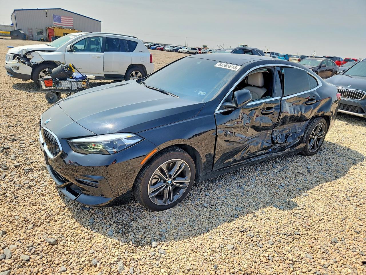 2022 BMW 228Xi - zdjęcie główne