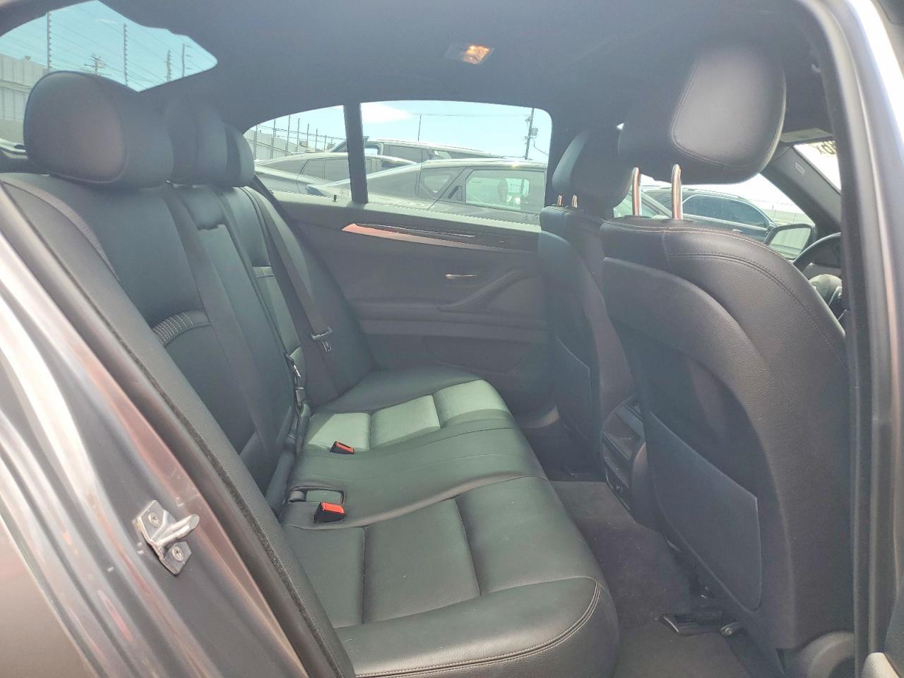 2014 BMW 535 I - zdjęcie 10
