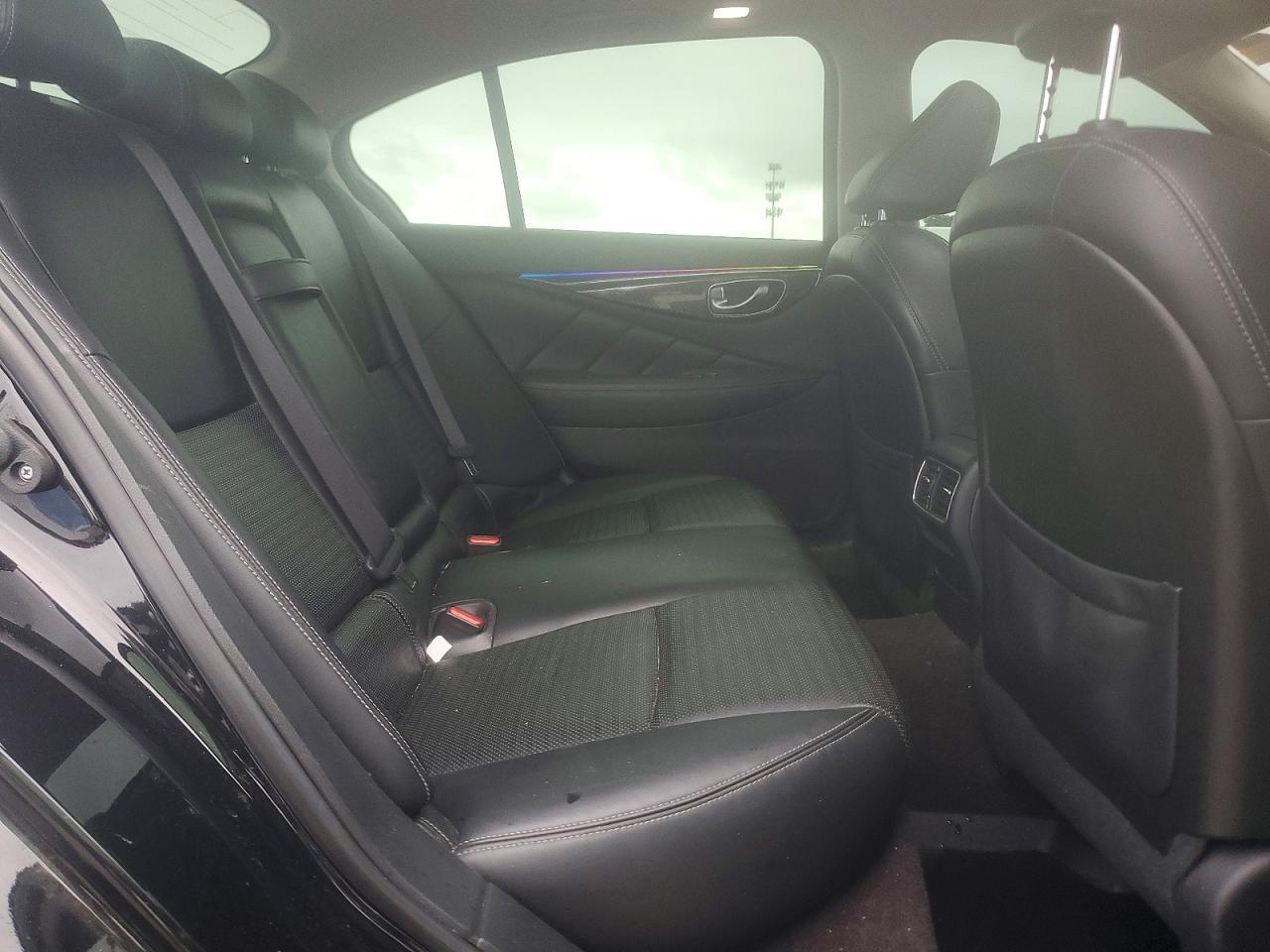 2018 Infiniti Q50 3.0T Luxe - zdjęcie 10
