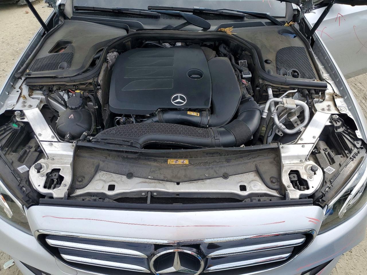 2020 Mercedes-Benz E 350 - zdjęcie 11