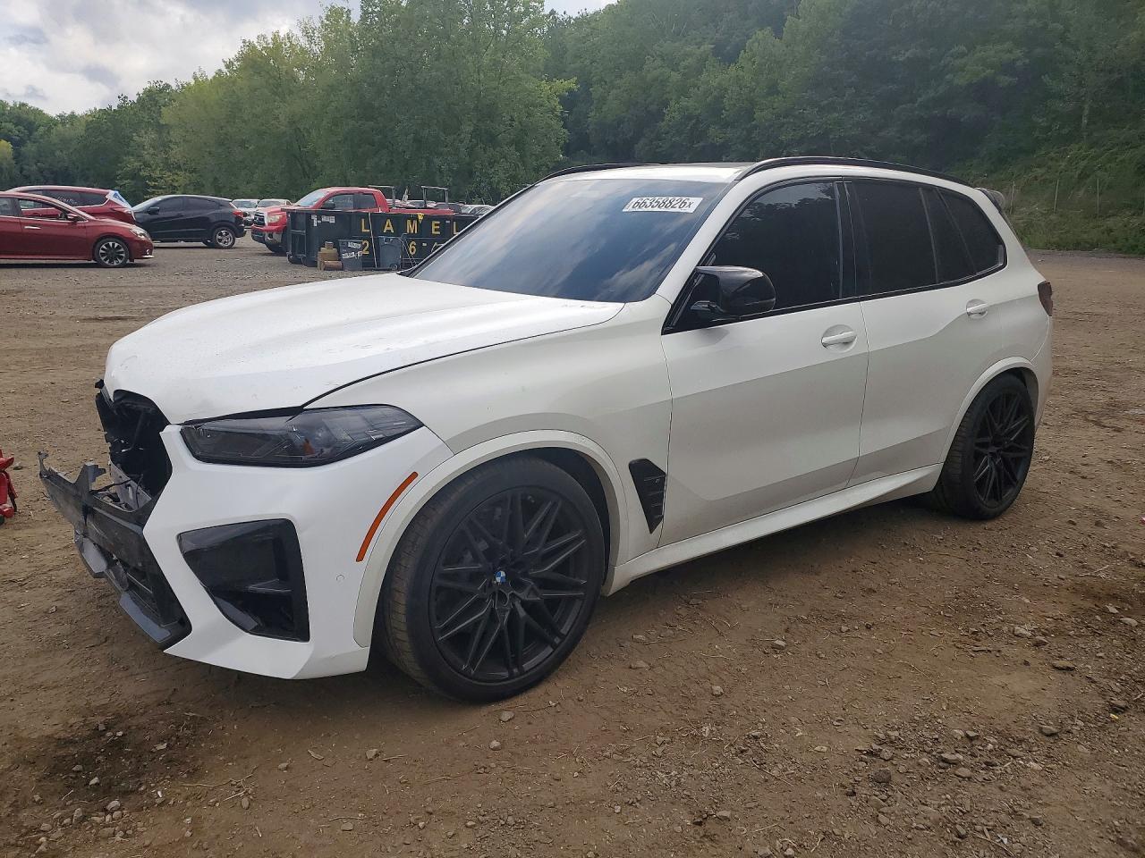 2024 BMW X5 M Competition - zdjęcie główne