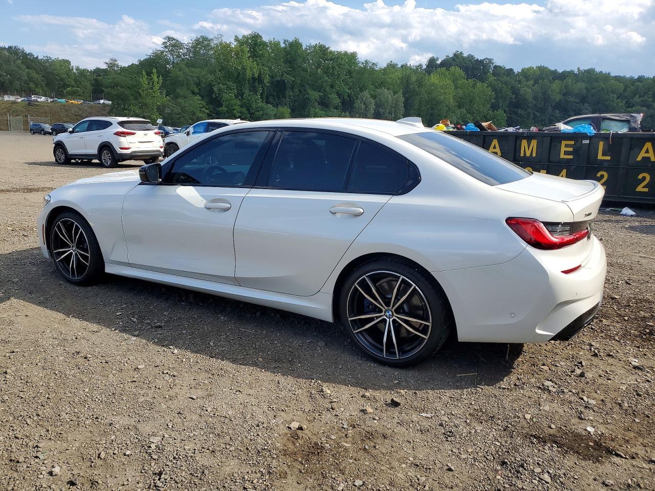 2021 BMW M340Xi - zdjęcie 2