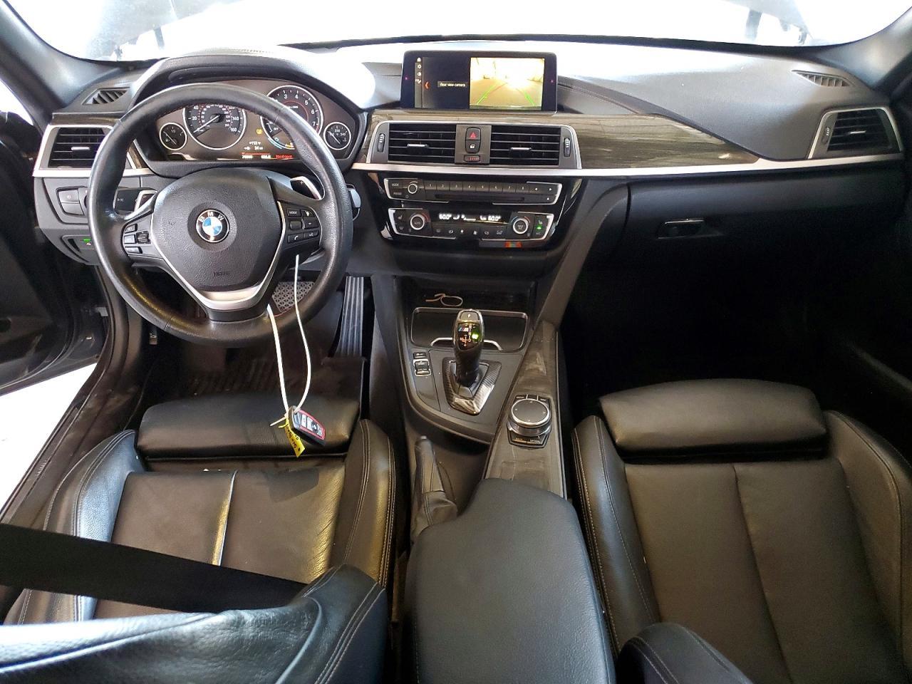 2018 BMW 330 I - zdjęcie 8