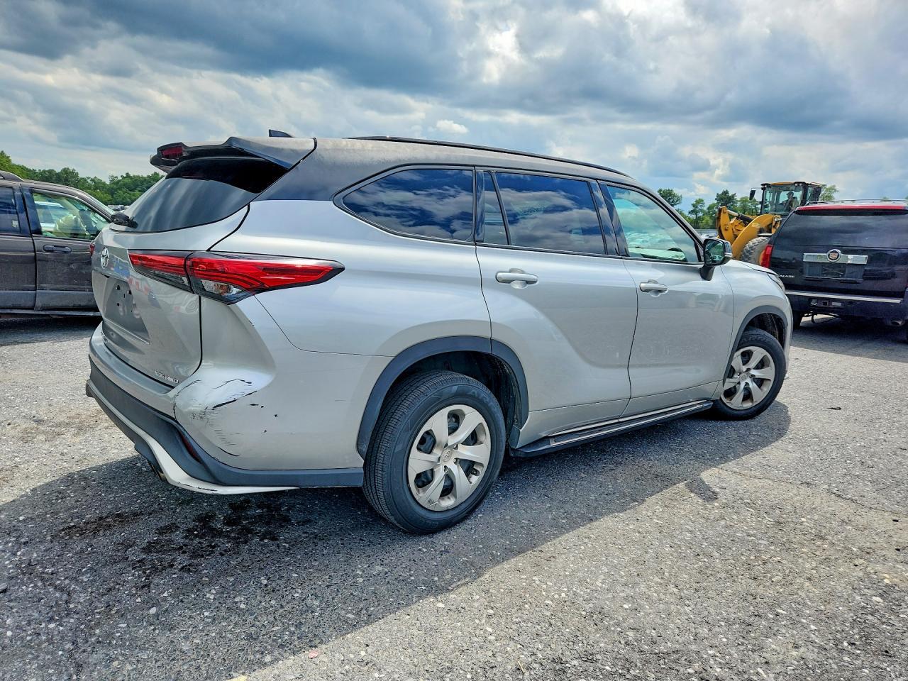 2021 Toyota Highlander Xse - zdjęcie 3