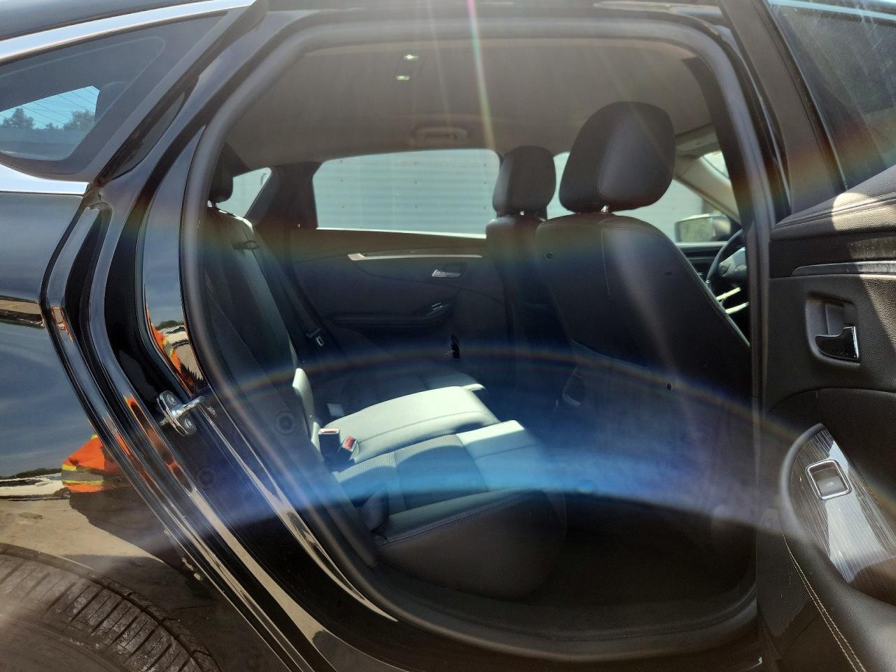 2019 Chevrolet Impala Lt - zdjęcie 10