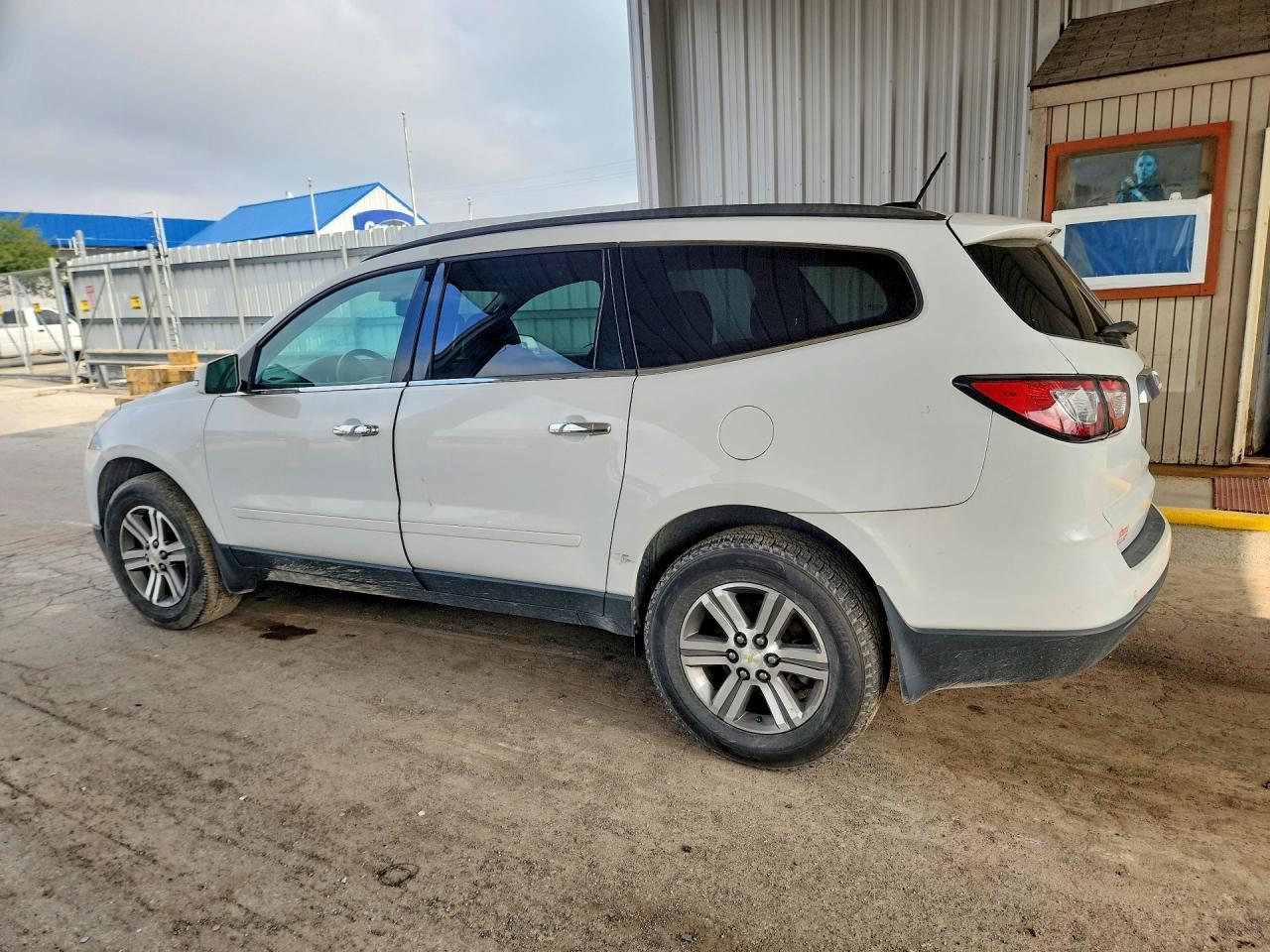 2016 Chevrolet Traverse Lt - zdjęcie 2