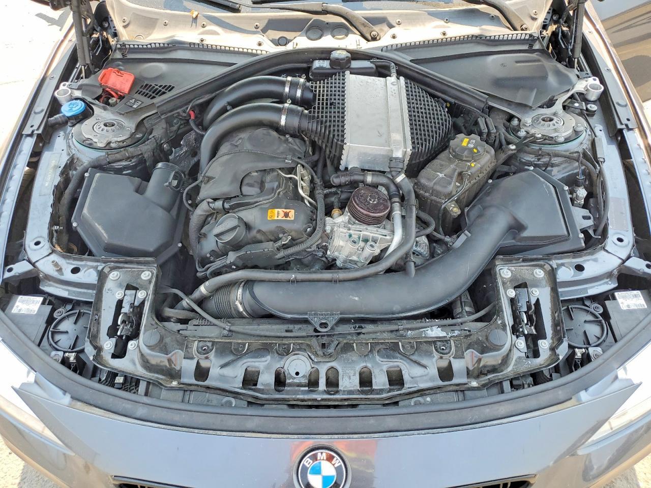 2018 BMW M4 - zdjęcie 11
