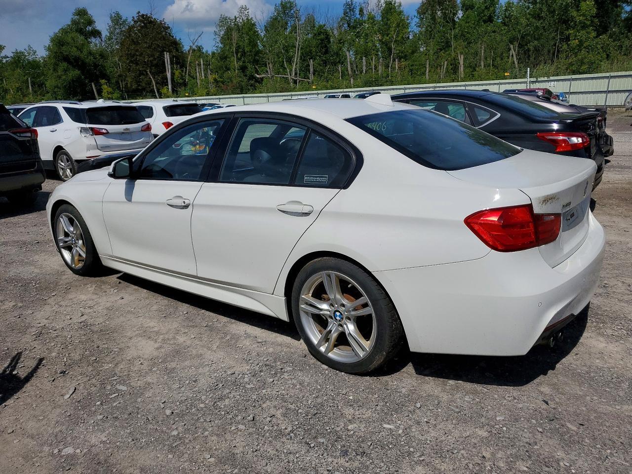 2014 BMW Seria 3 328i - zdjęcie 2