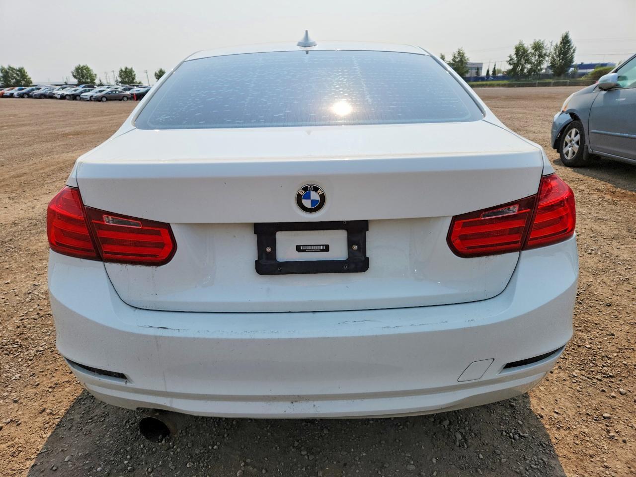 2013 BMW Seria 3 328i - zdjęcie 6
