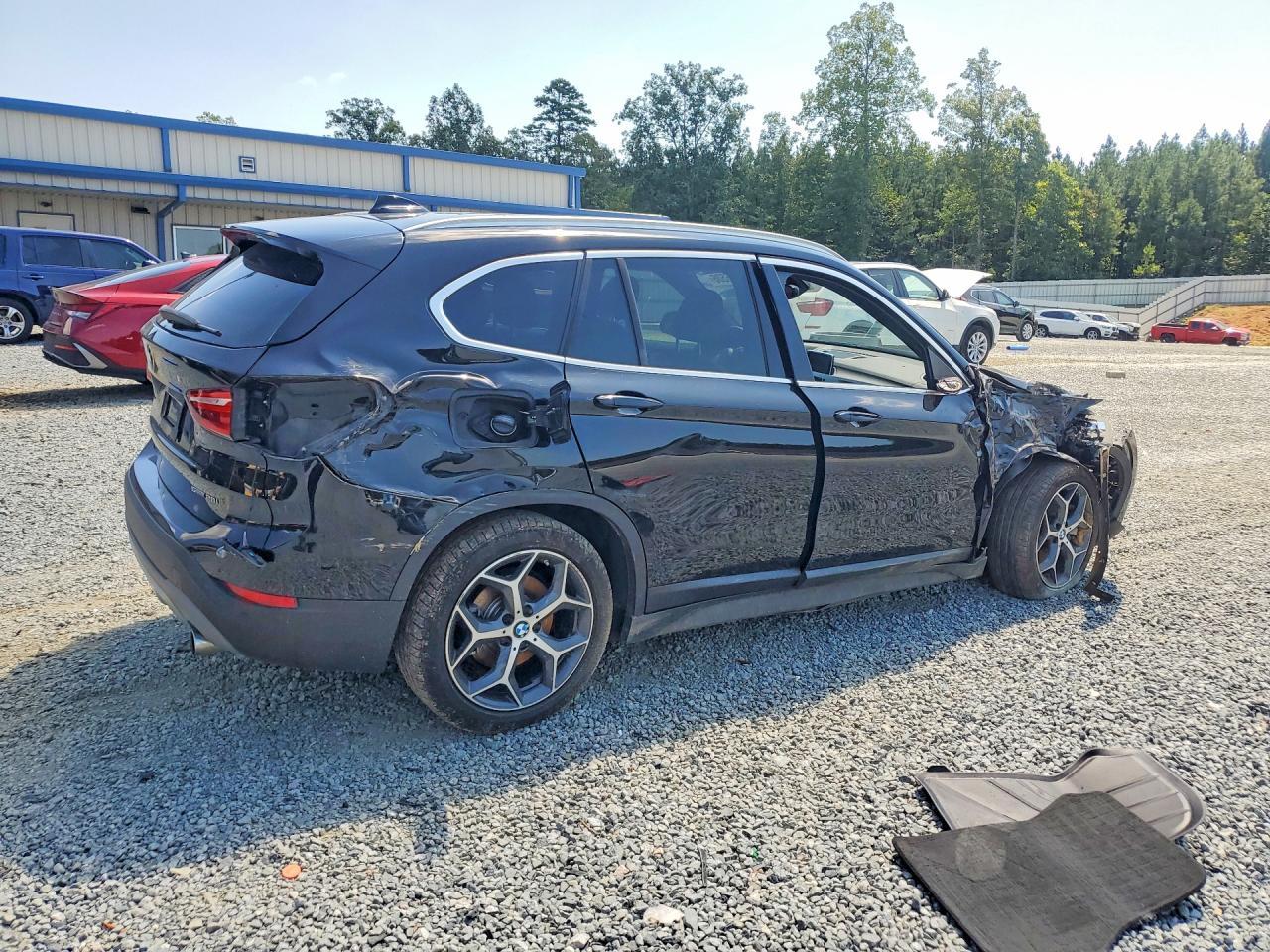 2018 BMW X1 Sdrive28I - zdjęcie 3