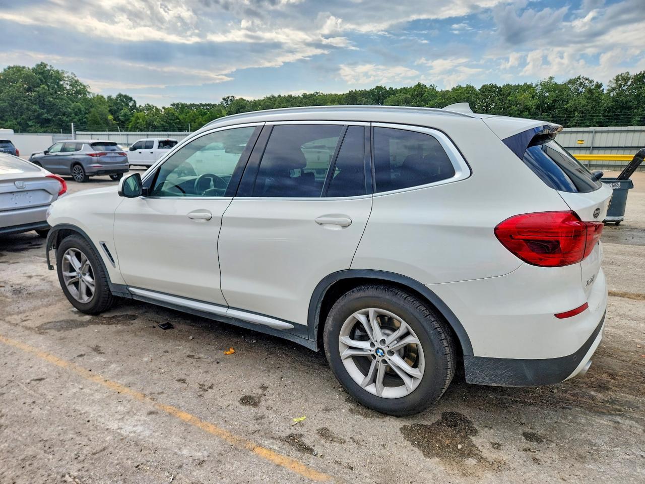 2019 BMW X3 Sdrive30I - zdjęcie 2