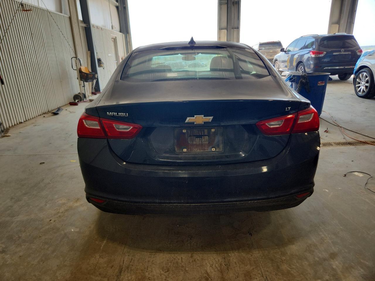 2017 Chevrolet Malibu Lt - zdjęcie 6