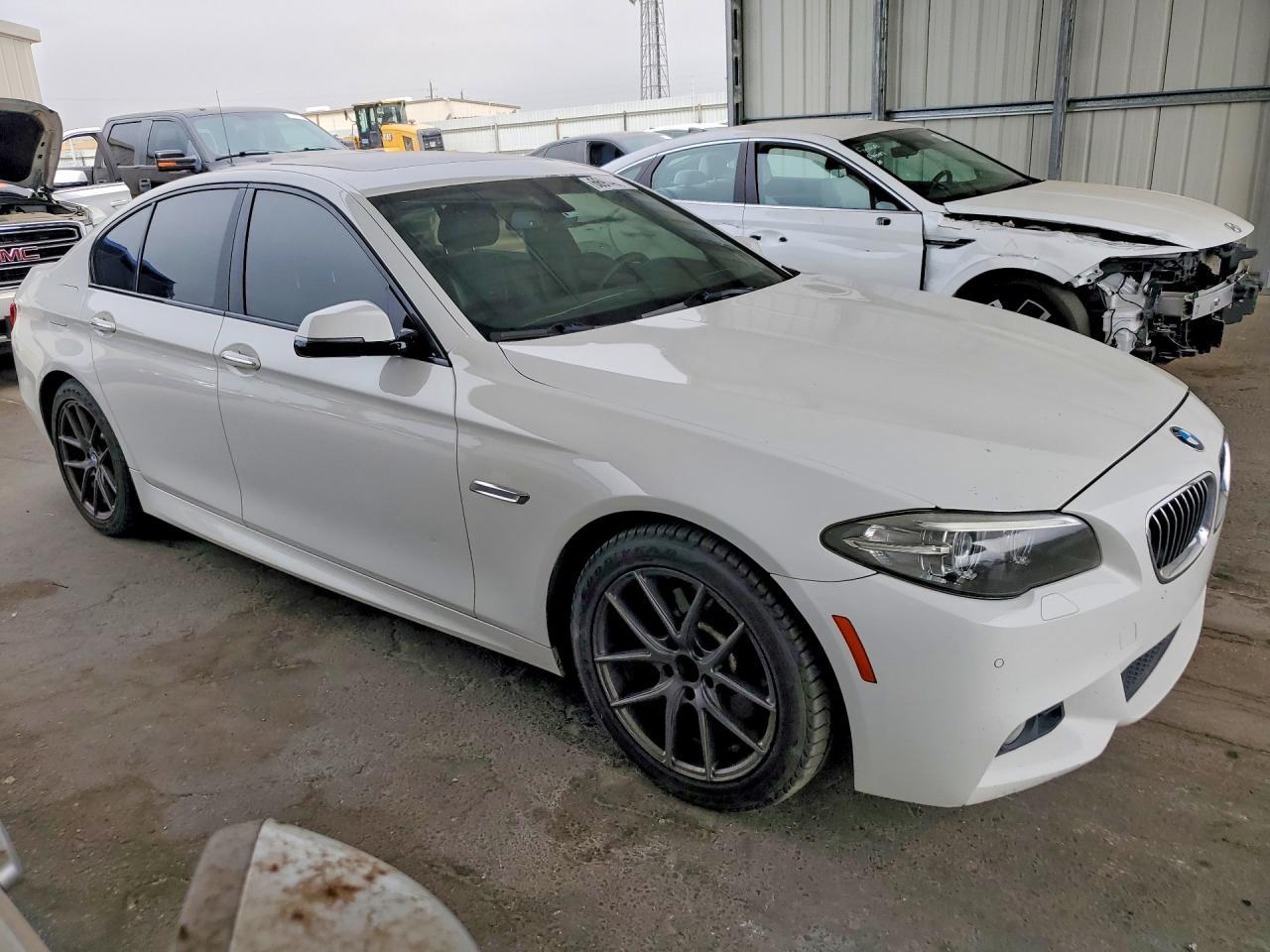 2016 BMW 528 I - zdjęcie 4