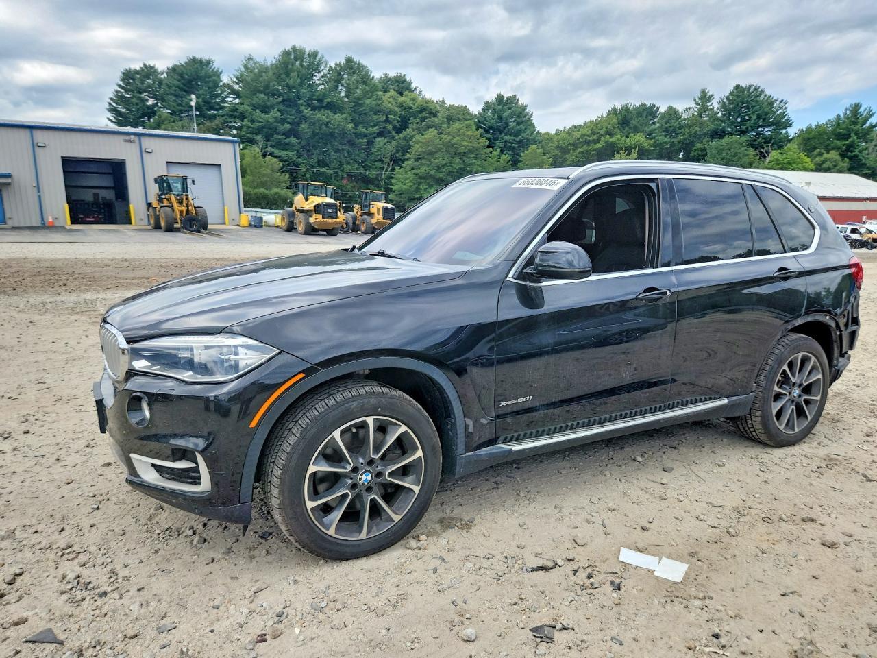 2015 BMW X5 xDrive50I - zdjęcie główne