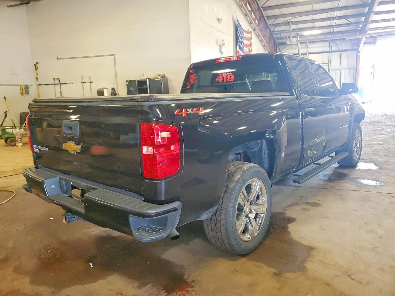 2018 Chevrolet Silverado K1500 Custom - zdjęcie 3