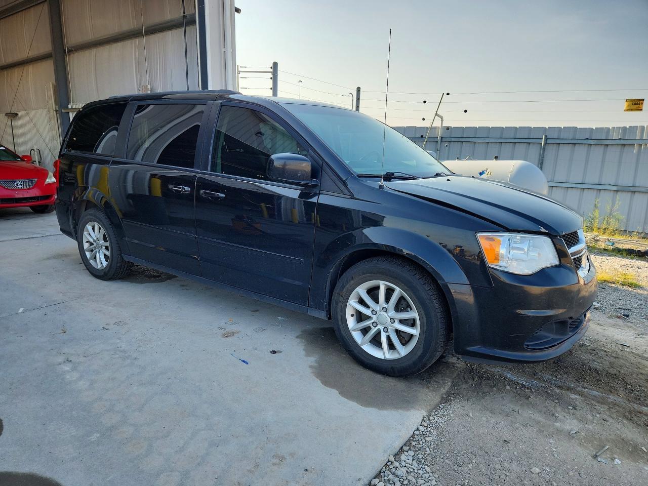 2016 Dodge Grand Caravan Sxt - zdjęcie 4