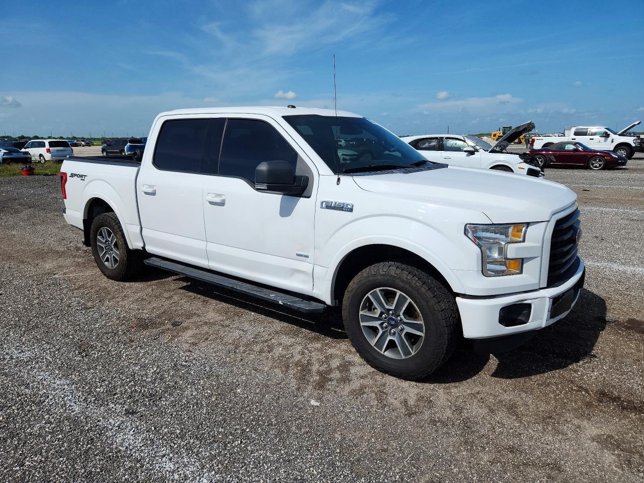 2016 Ford F150 Supercrew - zdjęcie 4
