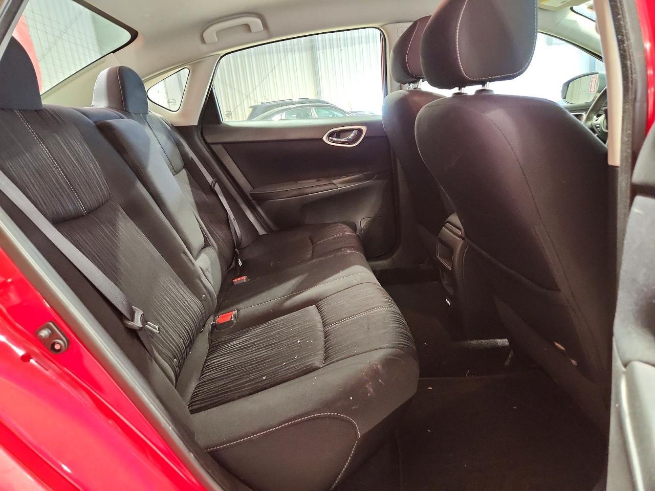 2018 Nissan Sentra Sv - zdjęcie 10
