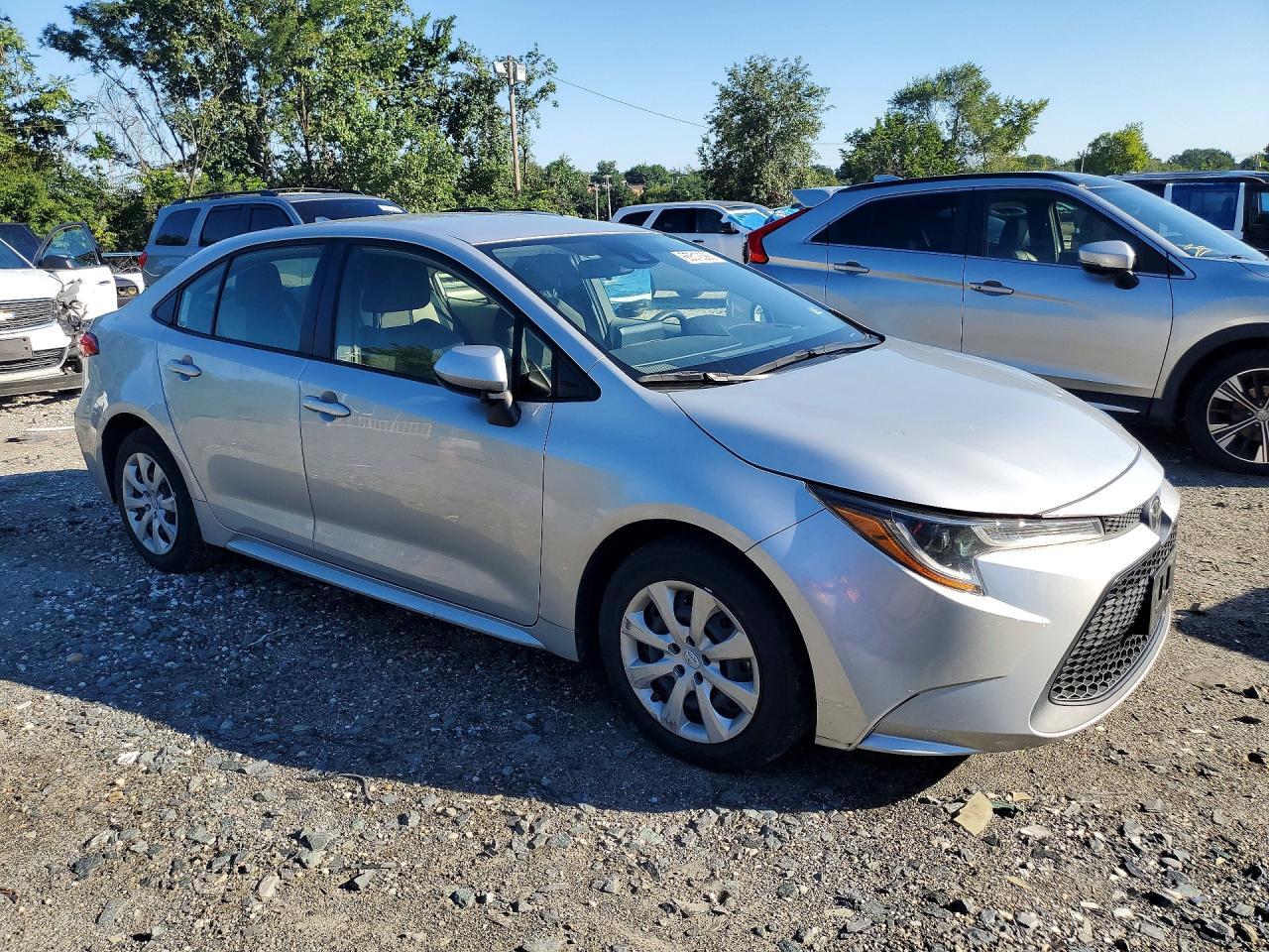 2022 Toyota Corolla Le - zdjęcie 4