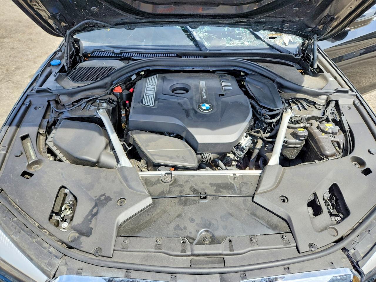 2019 BMW 530 I - zdjęcie 11