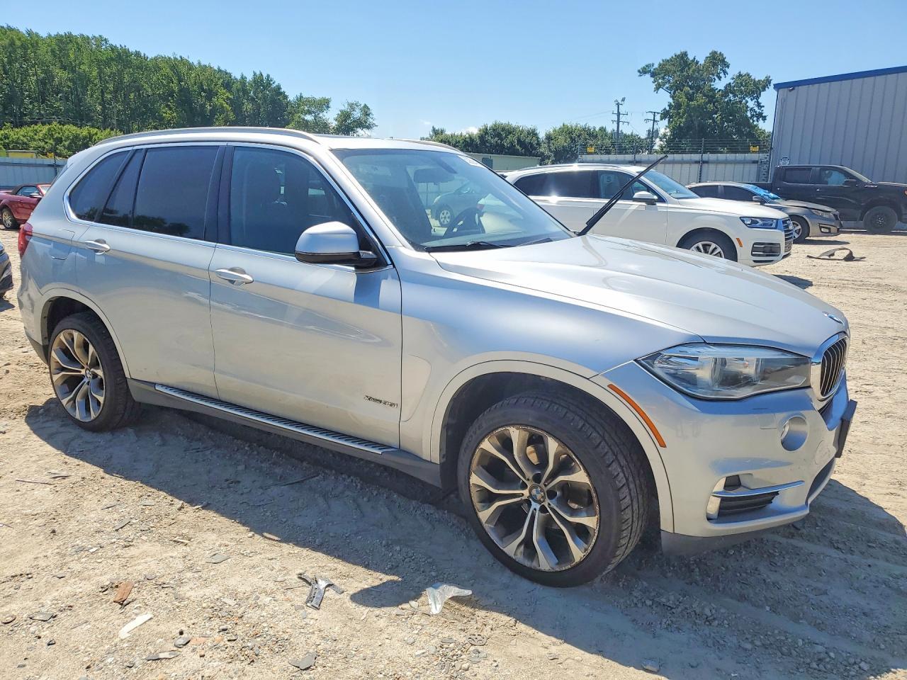 2015 BMW X5 xDrive35I - zdjęcie 4