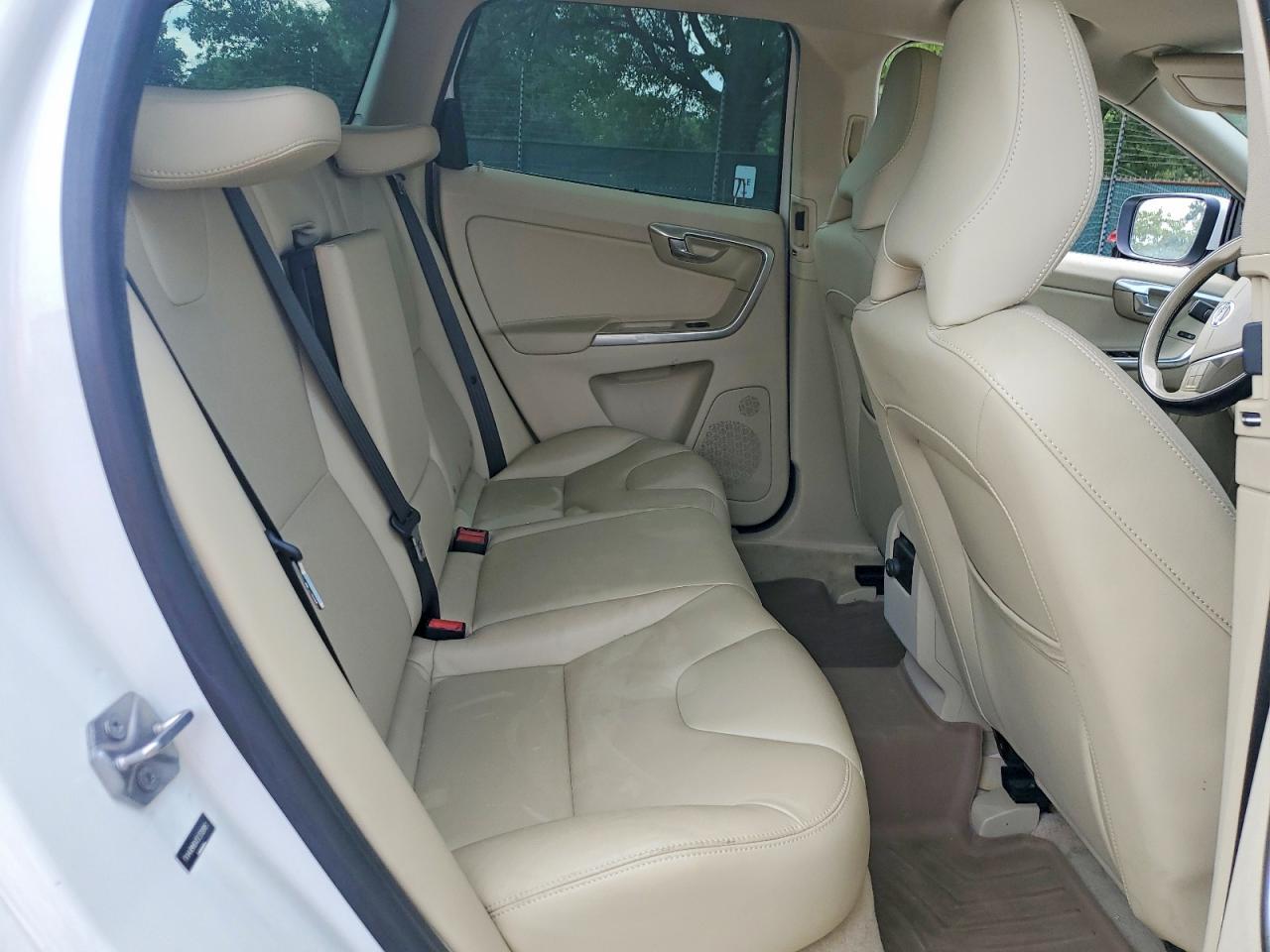 2015 Volvo Xc60 T6 Premier - zdjęcie 11