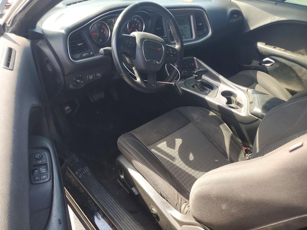 2017 Dodge Challenger R/T - zdjęcie 8