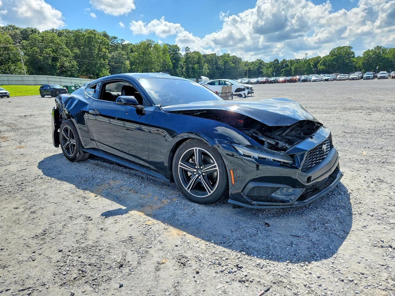 2024 Ford Mustang - zdjęcie 4