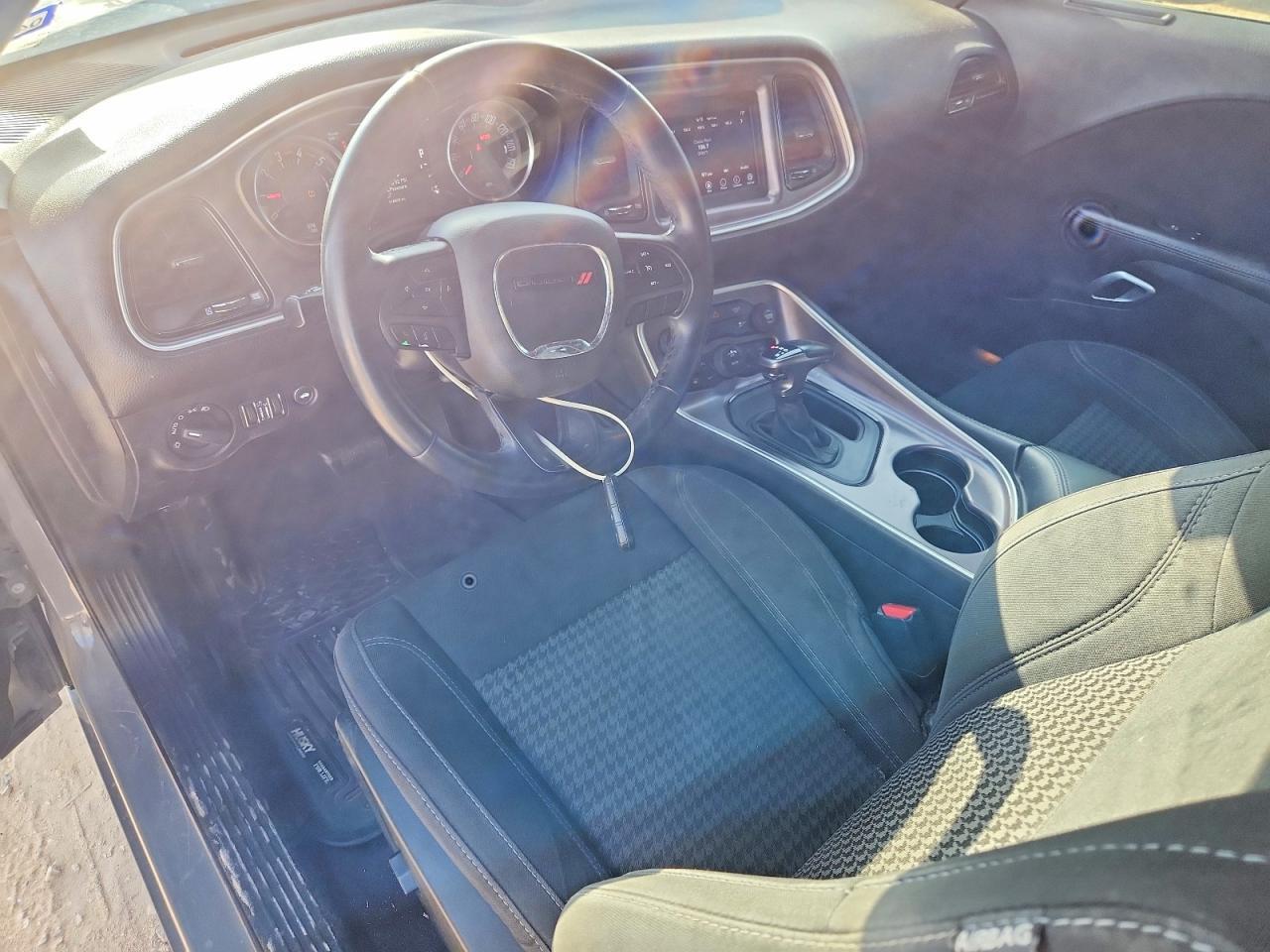 2019 Dodge Challenger Sxt - zdjęcie 8