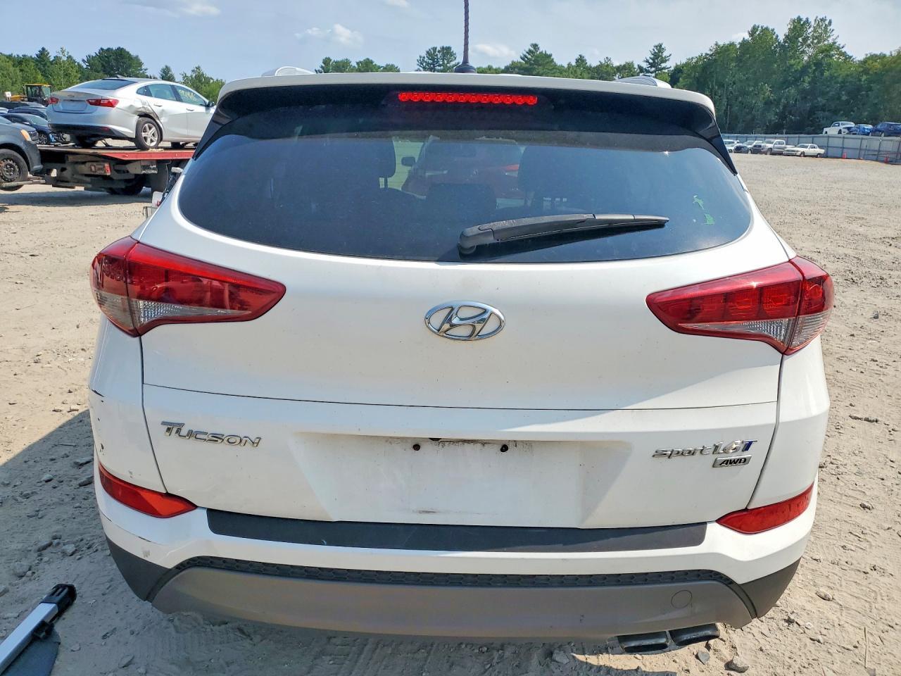 2016 Hyundai Tucson Sport - zdjęcie 6