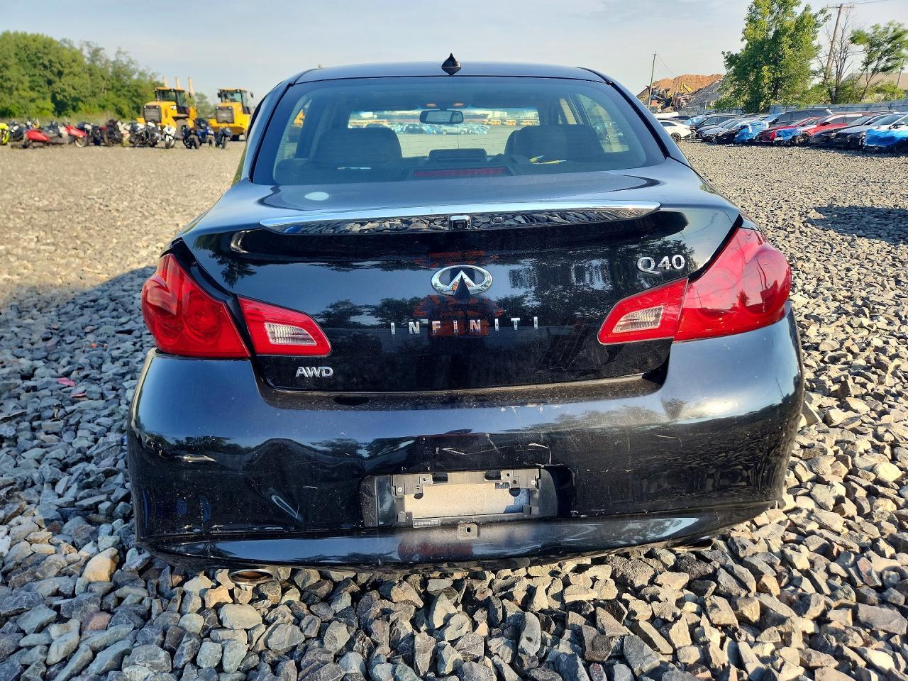 2015 Infiniti Q40 Base - zdjęcie 6