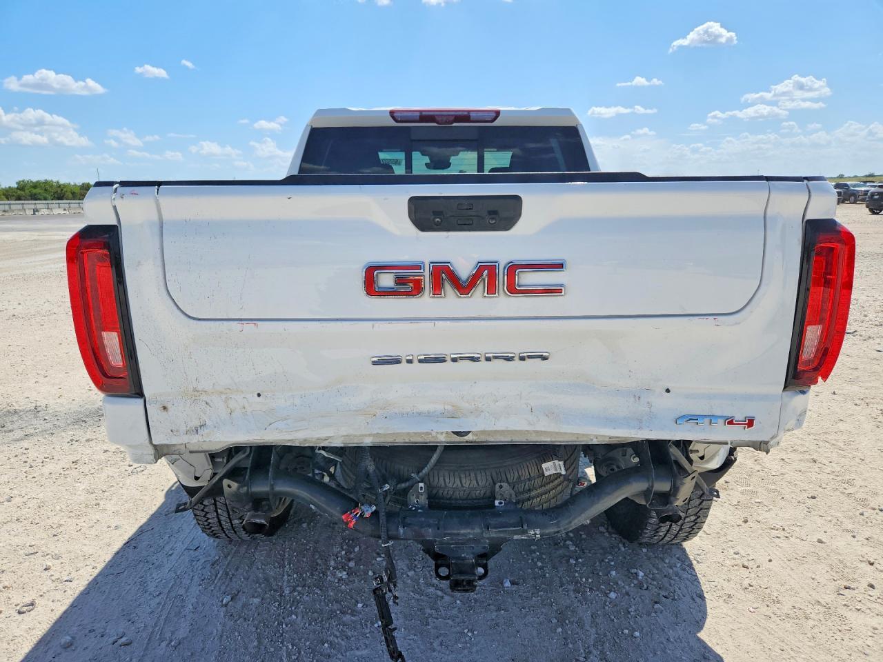 2025 GMC Sierra K1500 At4 - zdjęcie 6
