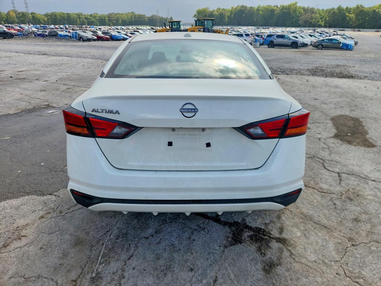 2025 Nissan Altima Sv - zdjęcie 6