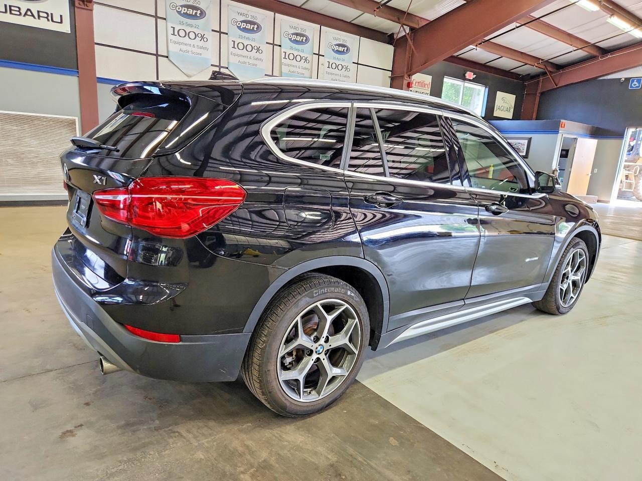 2017 BMW X1 xDrive28I - zdjęcie 3