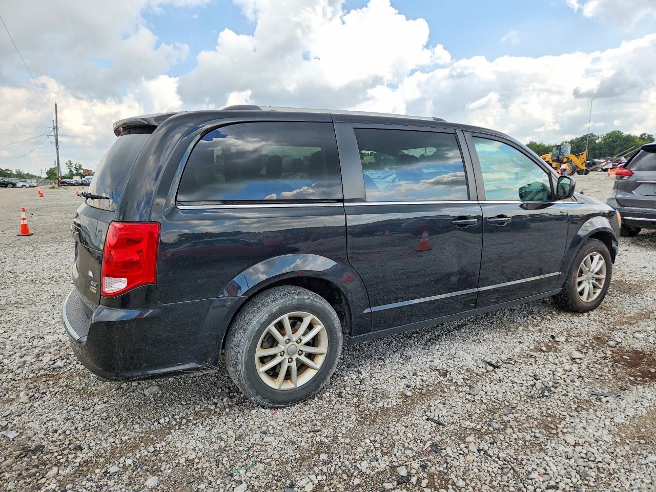 2019 Dodge Grand Caravan Sxt - zdjęcie 3