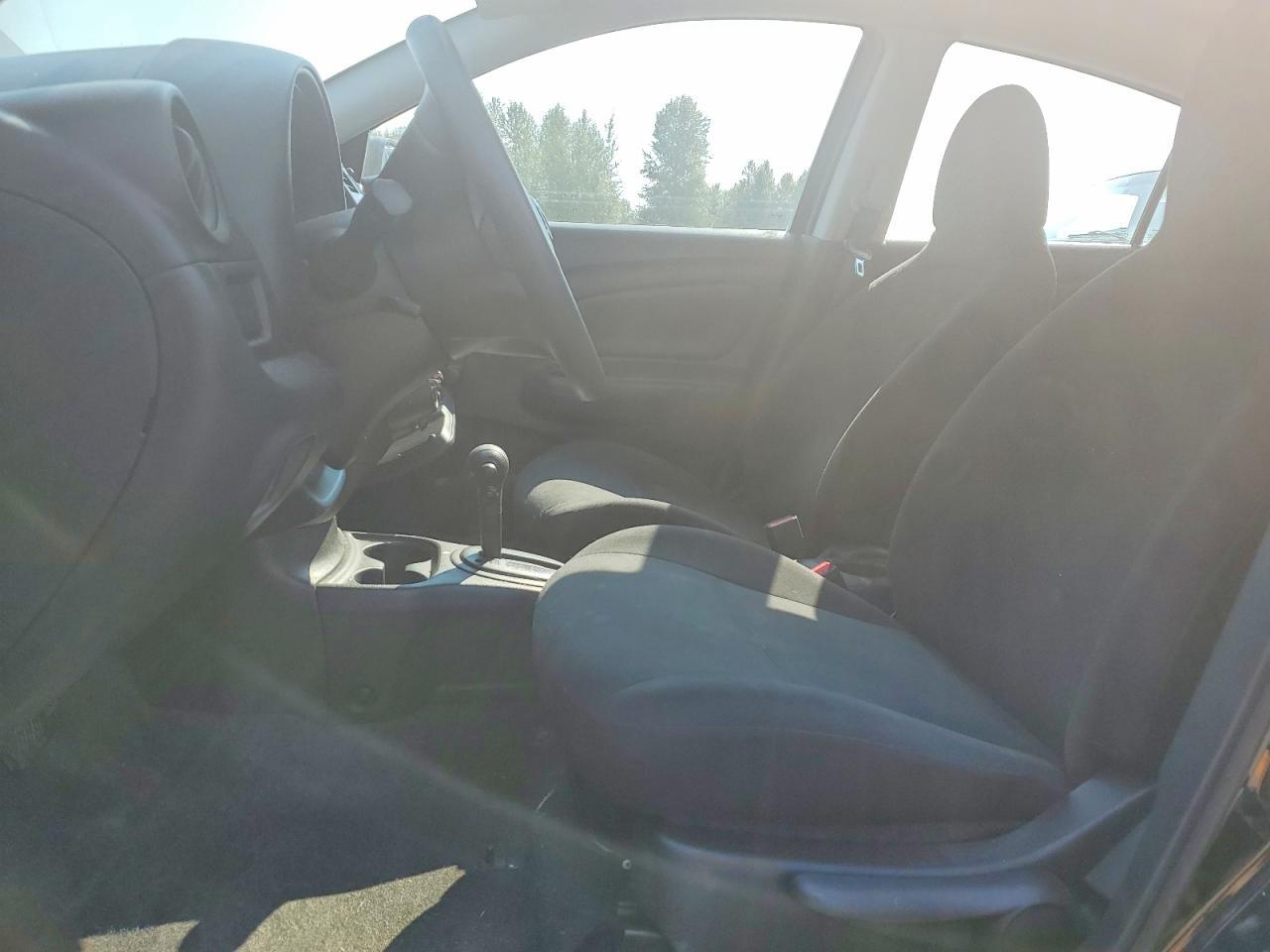 2013 Nissan Versa 1.6 S - zdjęcie 7