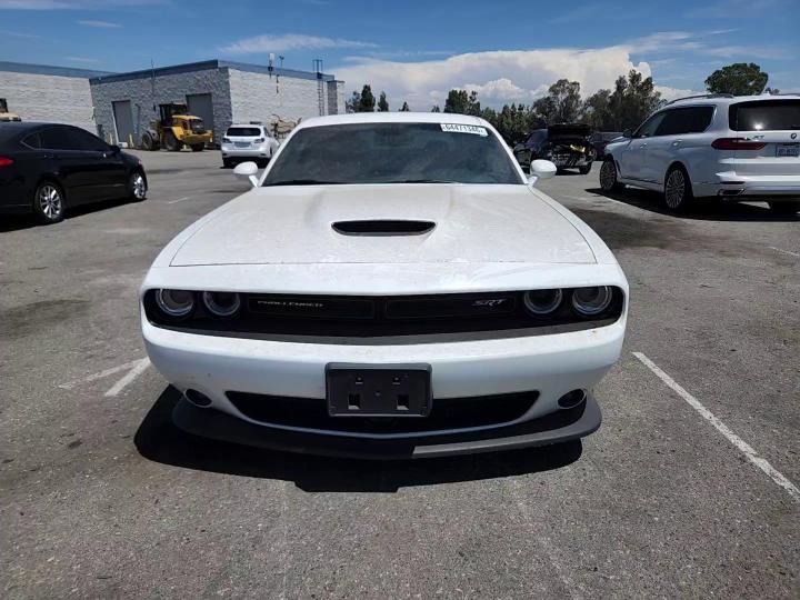 2017 Dodge Challenger Srt 392 - zdjęcie 13