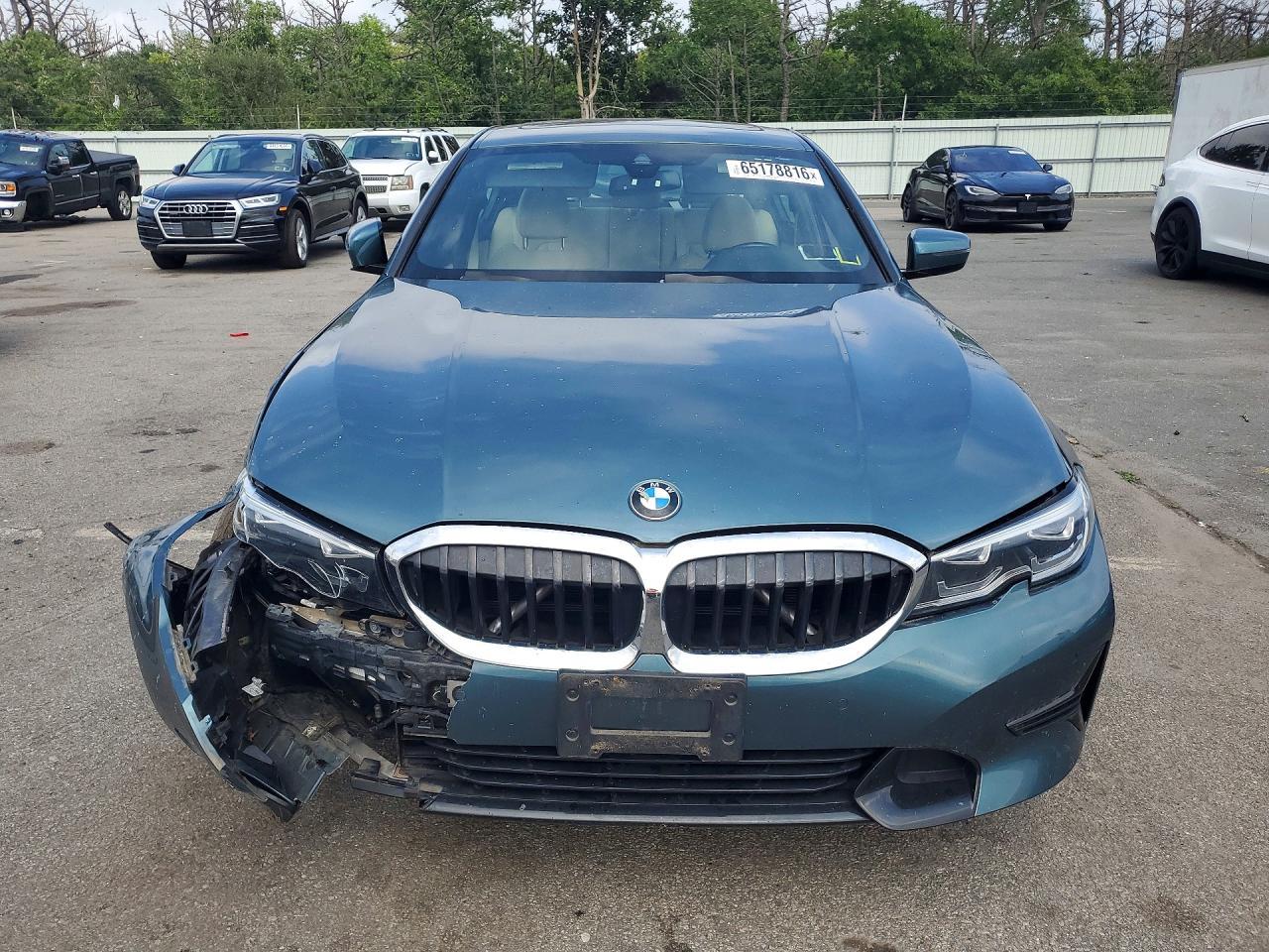 2021 BMW Seria 3 330i - zdjęcie 5