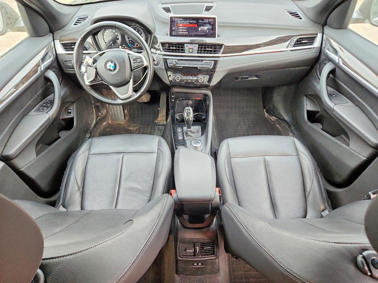 2021 BMW X1 xDrive28I - zdjęcie 8