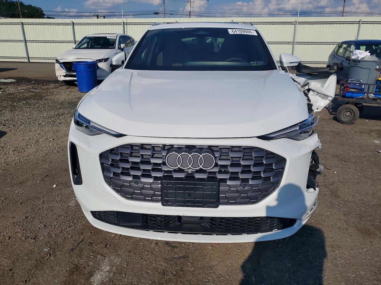 2025 Audi Q5 Premium Plus - zdjęcie 5