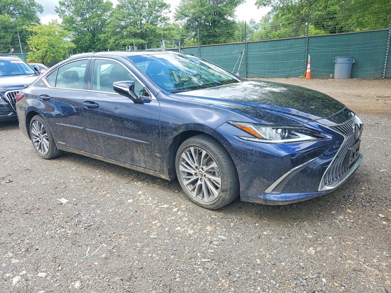 2021 Lexus Es 300H - zdjęcie 4