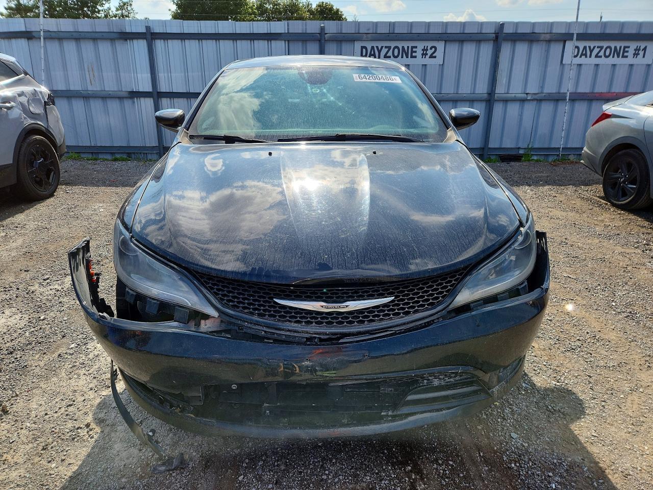 2015 Chrysler 200 S - zdjęcie 5