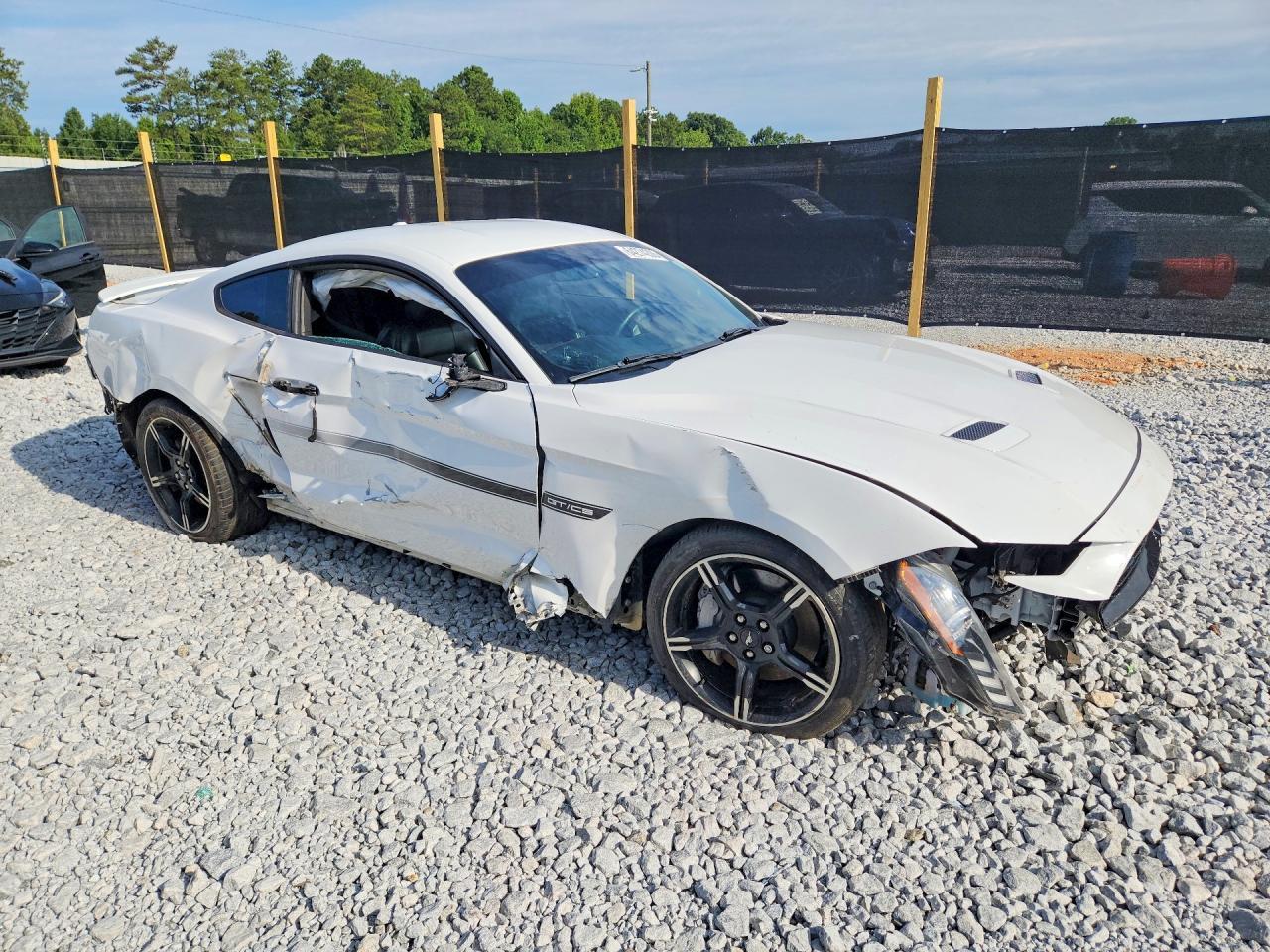 2019 Ford Mustang Gt - zdjęcie 4