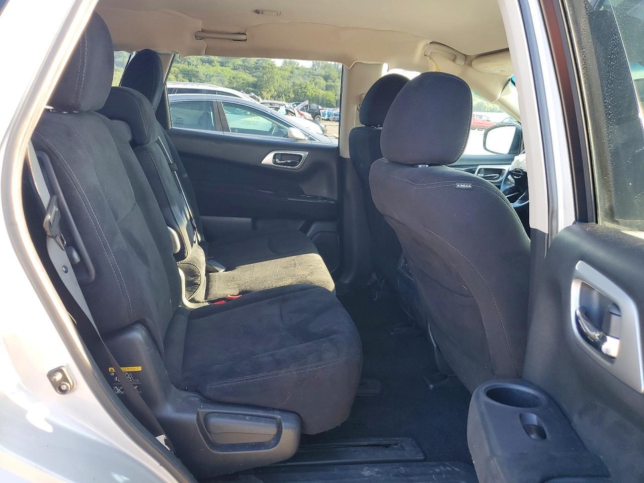 2015 Nissan Pathfinder Sv - zdjęcie 10