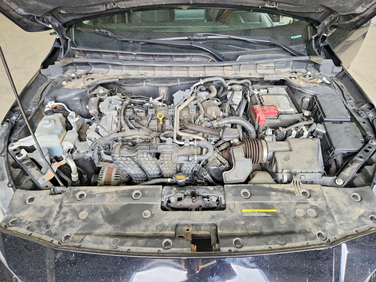 2022 Nissan Altima Sr - zdjęcie 11