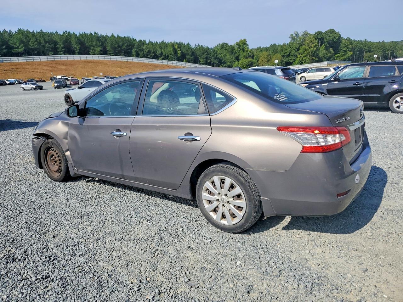2015 Nissan Sentra Sv - zdjęcie 2