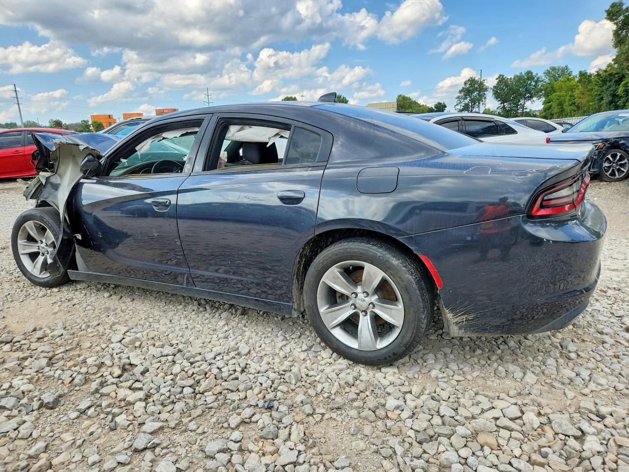 2017 Dodge Charger Sxt - zdjęcie 2