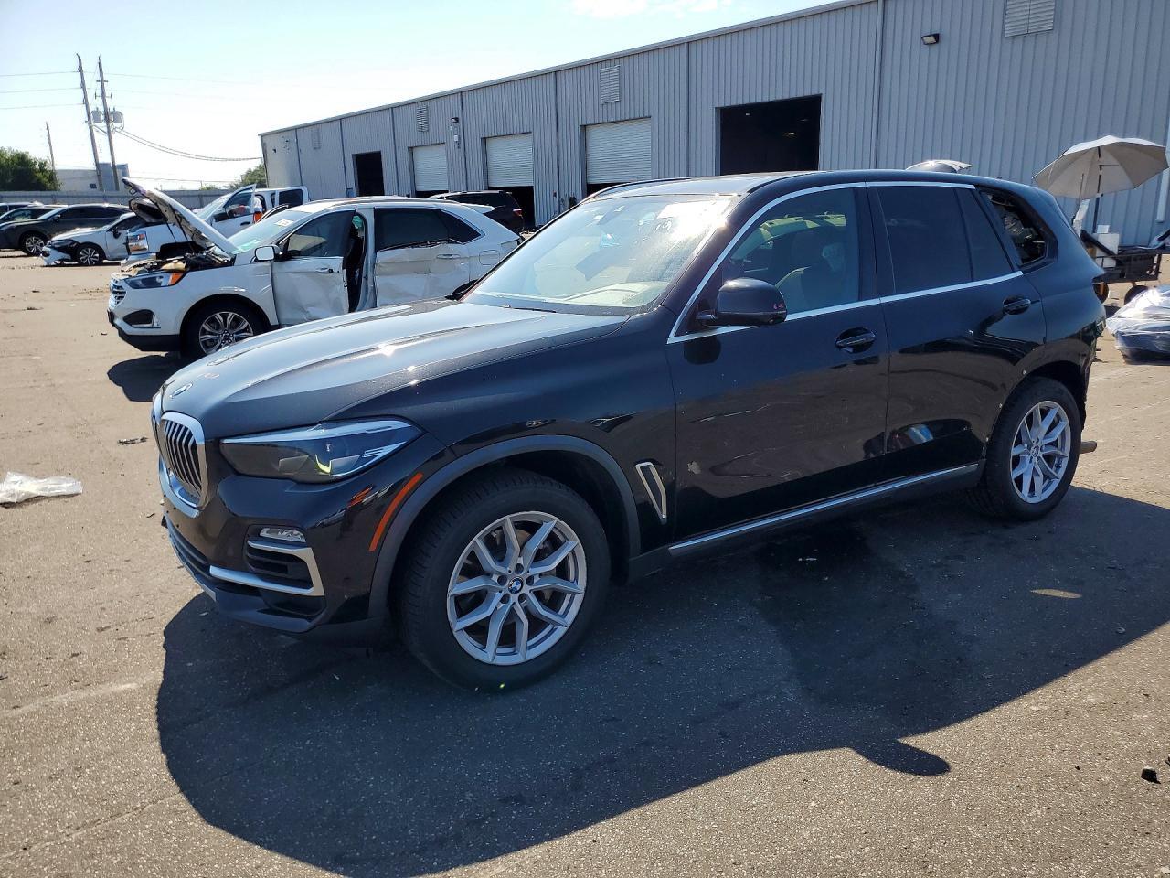 2020 BMW X5 xDrive40I - zdjęcie główne