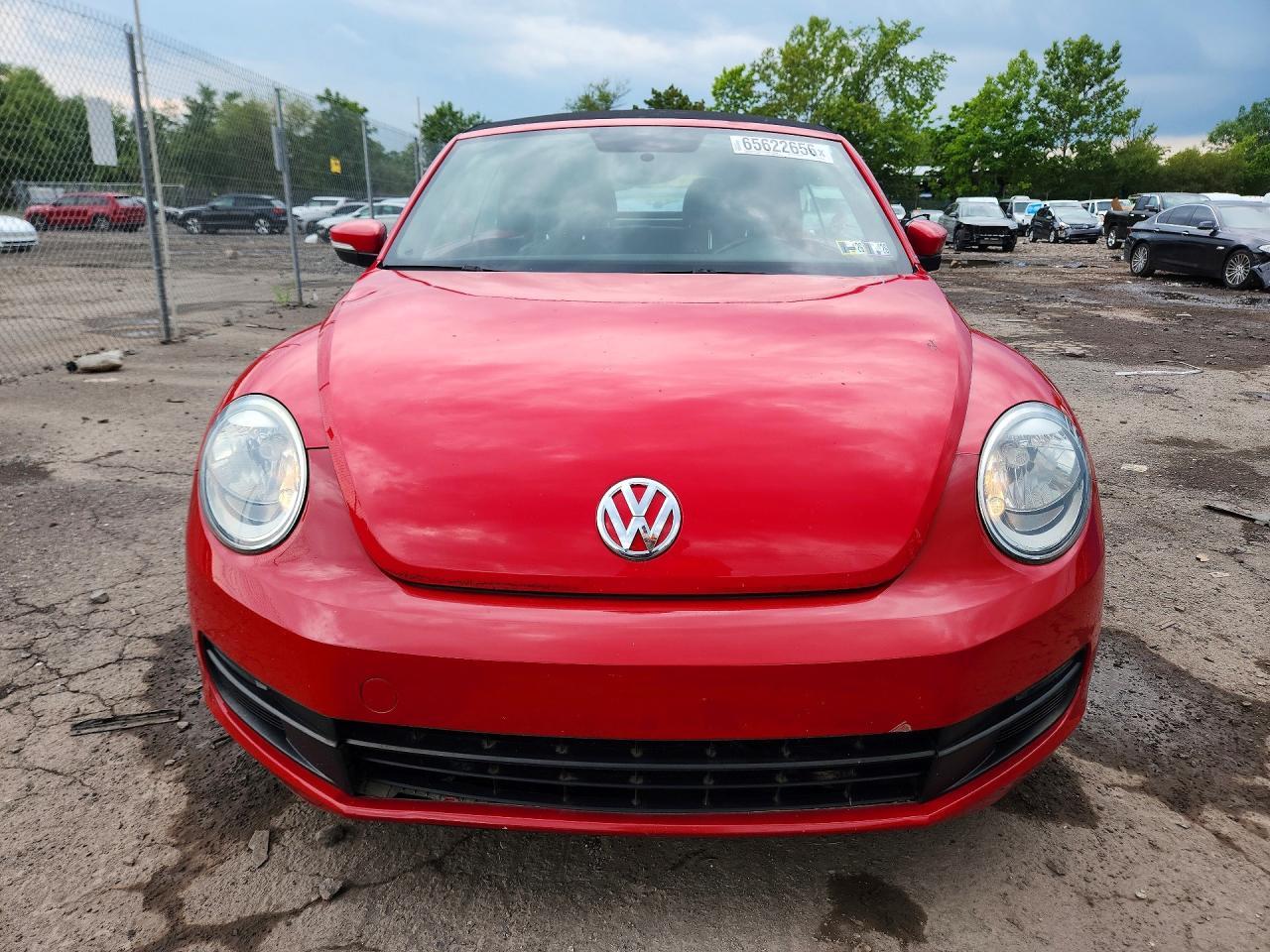 2013 Volkswagen Beetle - zdjęcie 5